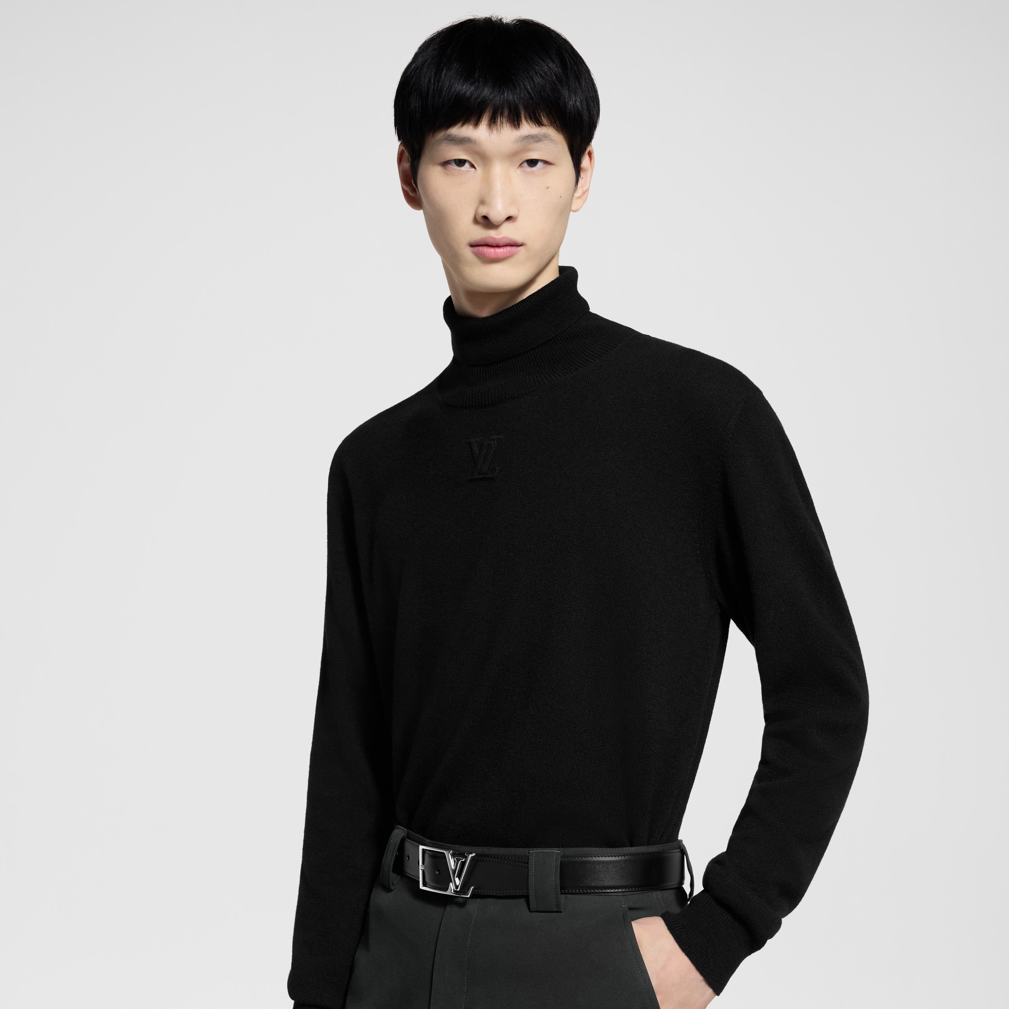LVSE LV Embossed Turtle Neck - Holiday 1A9GK5 | LOUIS VUITTON